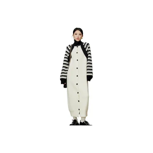 Weekly Long-Sleeved Dresses Women's Black/White