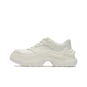 FILA DIVA Slip Resistant Lightweight Height Increasing Low Top Chunky Sneakers Women's Snow