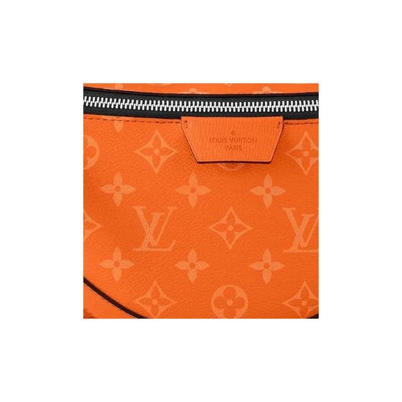 LOUIS VUITTON Lv Moon Crossbody-3