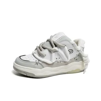 Year By Year Slip Resistant Breathable Low Top Skateboard Shoes Unisex