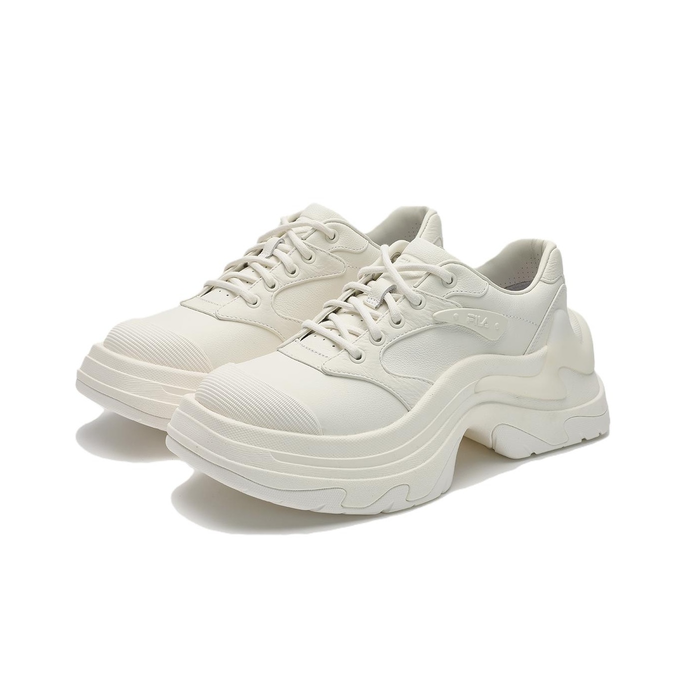 Chunky white filas online