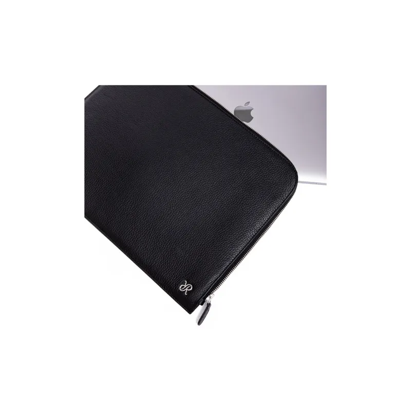 RAPPORT X Johnston's Of Elgin Portfolio Case-3