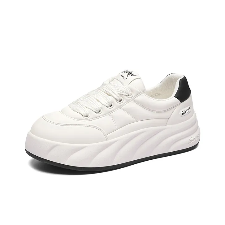 Golden Silk Rabbit Low Top Skateboard Shoes Women's-0