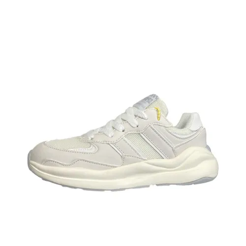 LIANGHUO Anti-Slip And Wear-Resistant Breathable Low-Top Chunky Sneakers Unisex