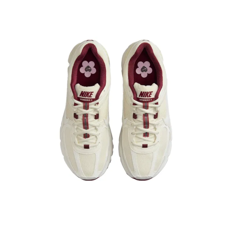 Nike Zoom Vomero 5 Valentine's Day Women's-3