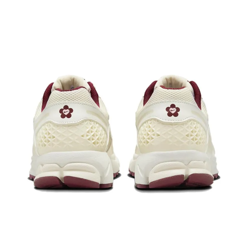 Nike Zoom Vomero 5 Valentine's Day Women's-4