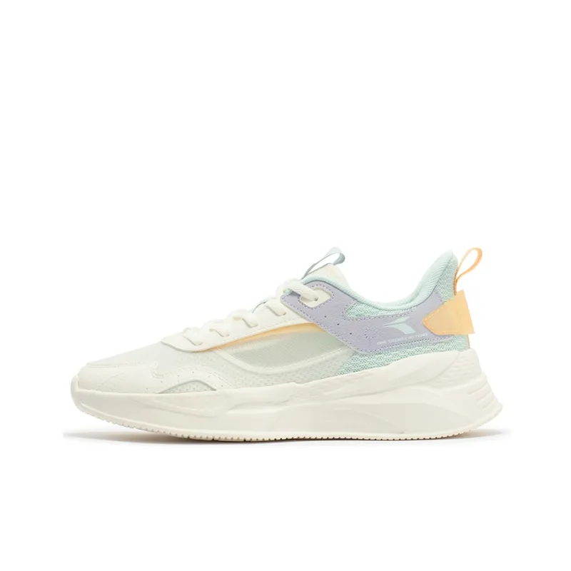 361° Light And Comfortable Shock Absorbers With Slip Resistant Features Low Top Casual Shoes Women's White-0