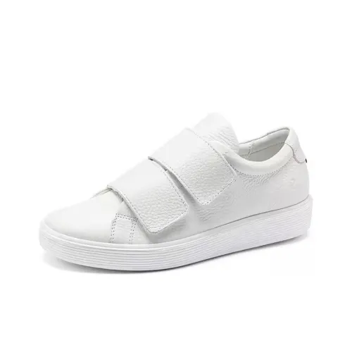 Ecco Low-Top Skateboard Shoes Women's White
