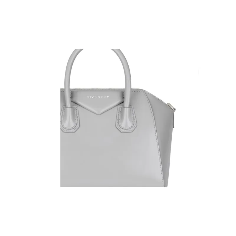 Givenchy Antigona Calfskin Shoulder Bag, Crossbody Bag, Handbag Trumpets Women's Light Gray-4