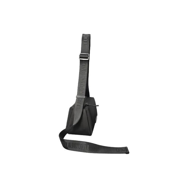 LUCKY DIAMOND Crossbody Bags Black-1