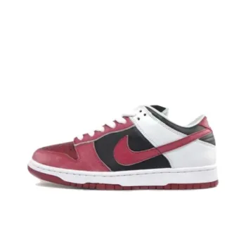 Nike SB Dunk Low Pro Jason Voorhees Sample