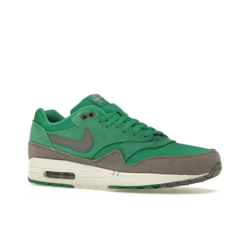 Nike Air Max 1 Stadium Green-1