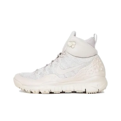 Nike Lupinek Flyknit String Light Bone Women's