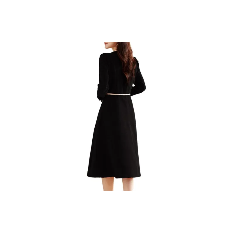 Still Quiet Long Sleeved Dresses Women's Red-8