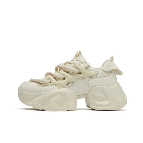La Chapelle Height Increasing Lightweight Low Top Chunky Sneakers Women's