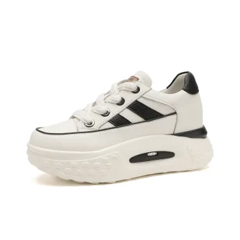 D FUSE SCANDINAVIA Athletic Shoes Lightweight Height Increasing Low Top Skateboard Shoes Women's Beige White Black
