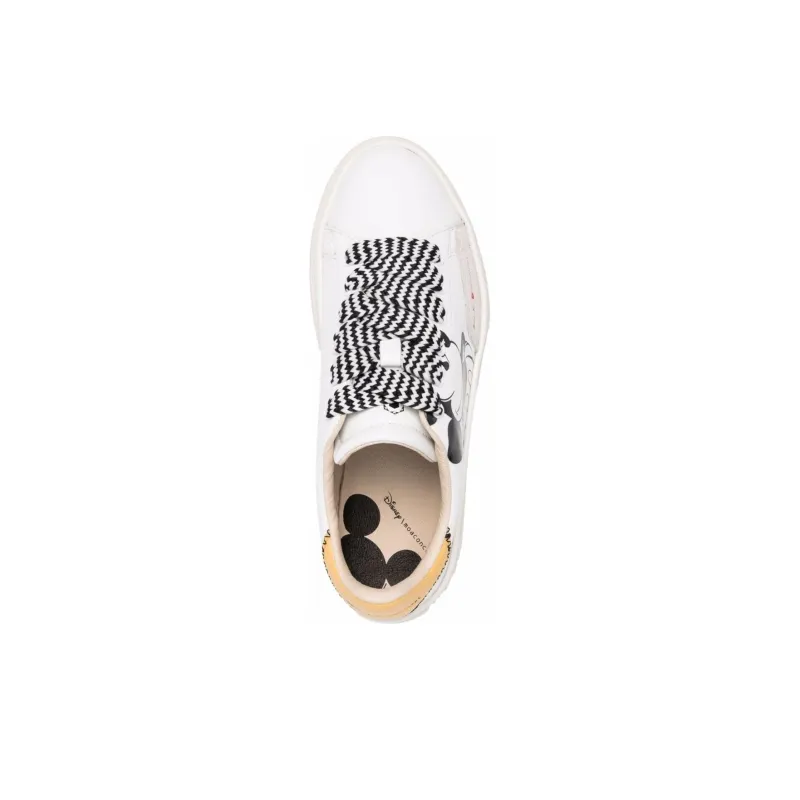MOA MASTER OF ARTS Low-Top Skateboard Shoes Unisex White & Black-4