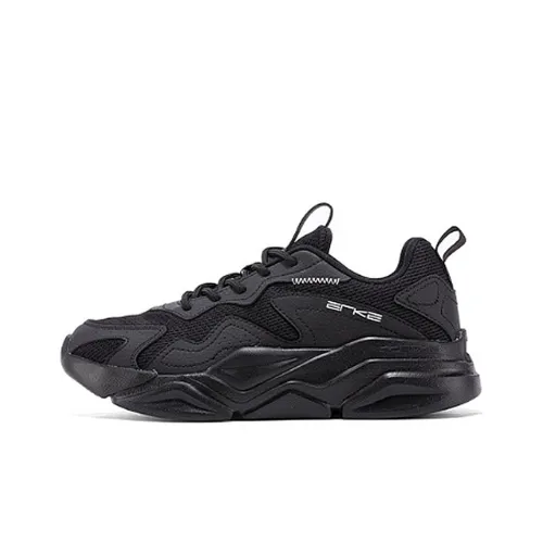 Erke Casual Shoes Women's Low Top Jet Black/True White