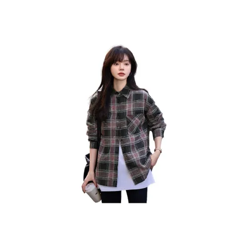 MT Shirts Women's Black Plaid Pattern