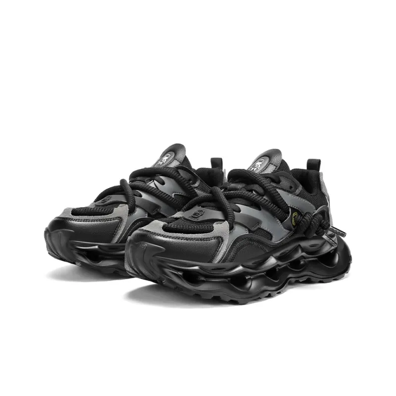 BOIGEMES Low Top Chunky Sneakers Men's Black-1
