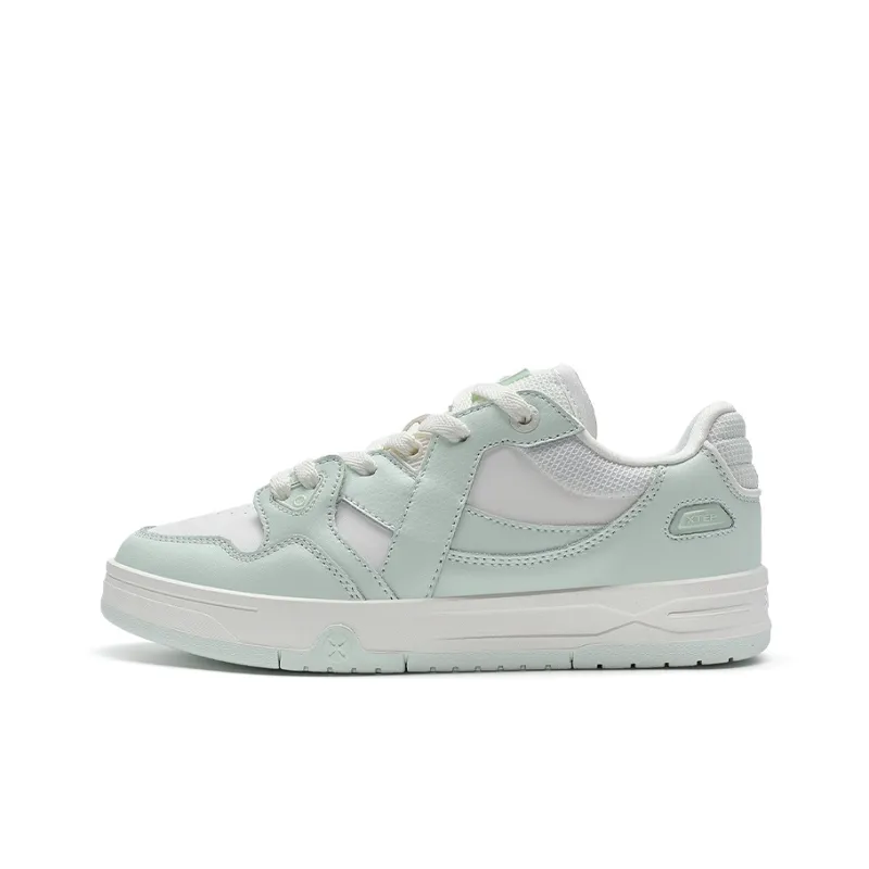 XTEP MAXX1.0 Skateboard Shoes Women's Low Top Light Fruit Green/Sail White-0