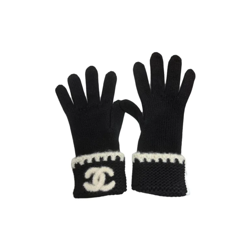 CHANEL - Knit Gloves Women's Black-0