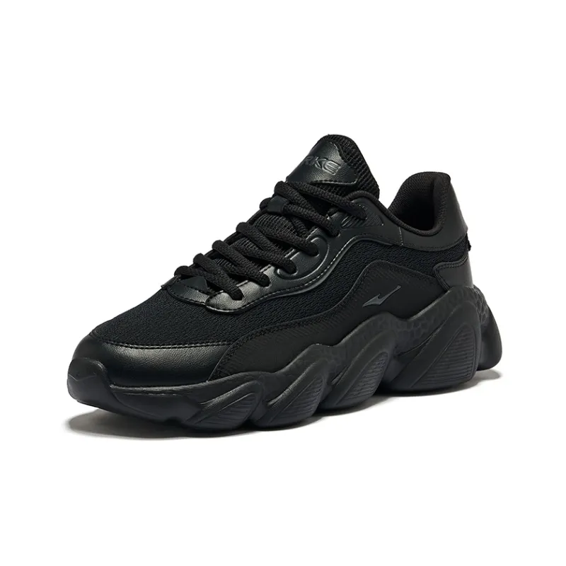 Erke Sweetheart 2.0 Wear Resistant Coverage Low Top Casual Shoes Women's Jet Black-2