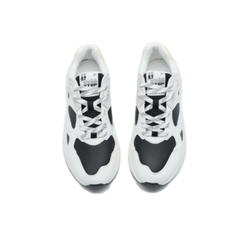 XTEP Light year 5.0 Vintage Cushioning Wear Resistant Casual Shoes Women's White Black-2