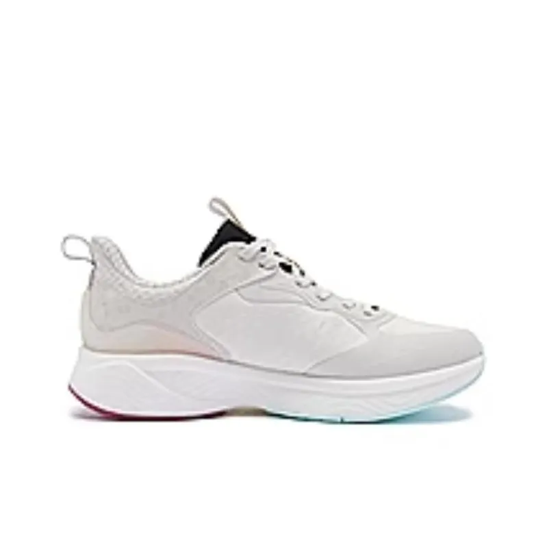 QIAODAN Streamer 4.0 Low-Top Running Shoes Women's Crescent White/Black-1