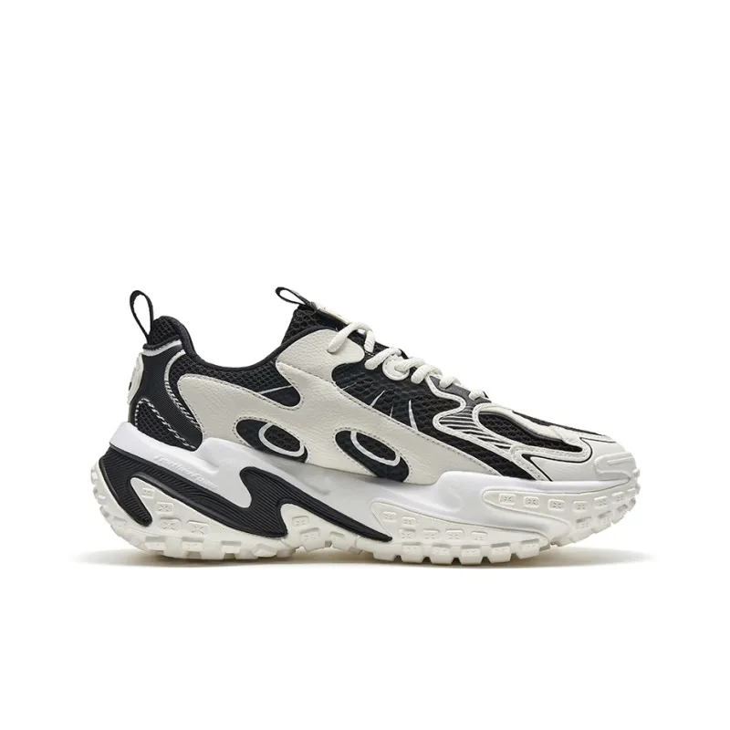 XTEP Chunky Sneakers Men Low Top Black/Sail White-1