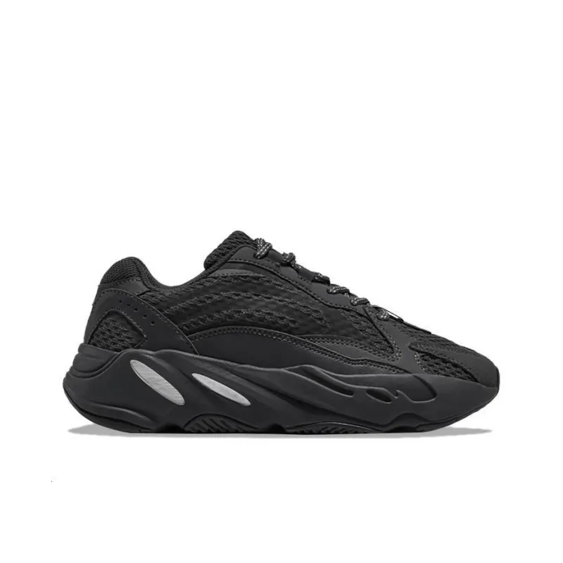 H8 Breathable Lightweight Low-Top Chunky Sneakers Unisex Black-1