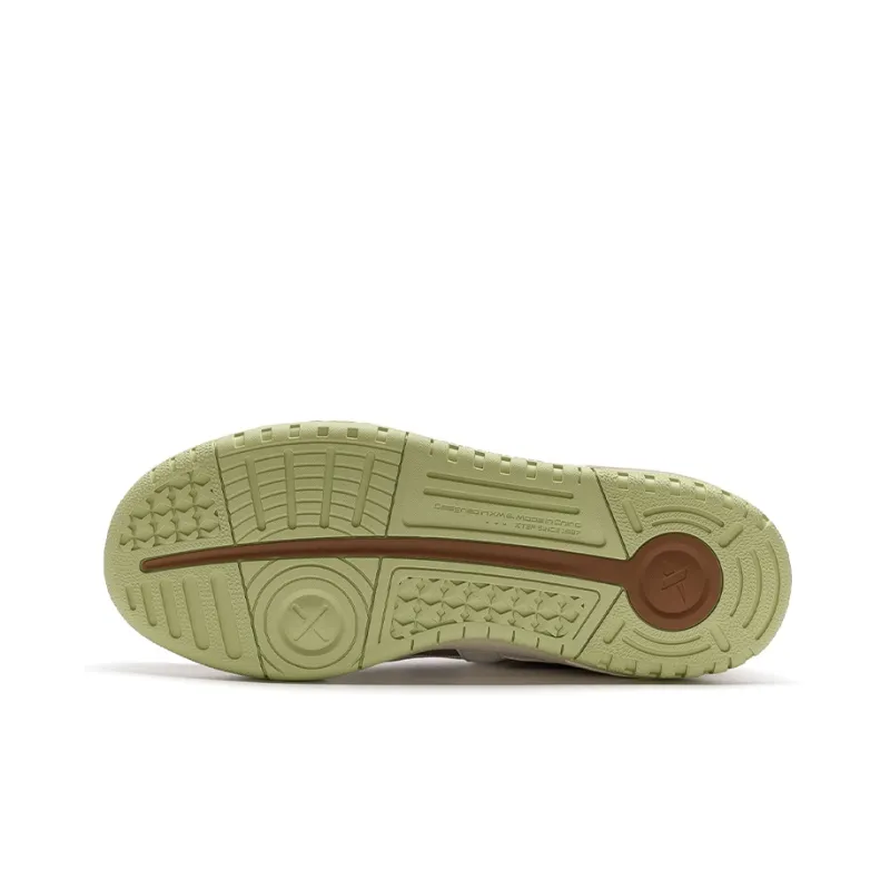 XTEP Skateboard Shoes Men Low Top Honey Tea Brown/White Sand Gray/Light Mist Khaki-6