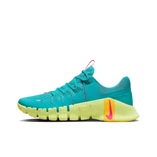 Nike Free Metcon 5 Dusty Cactus Fierce Pink