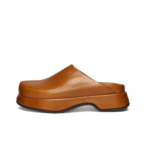 Reike Nen Hyggle Leather Clogs