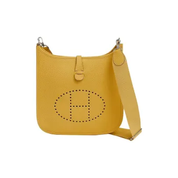 HERMES Evelyne Shoulder Bags