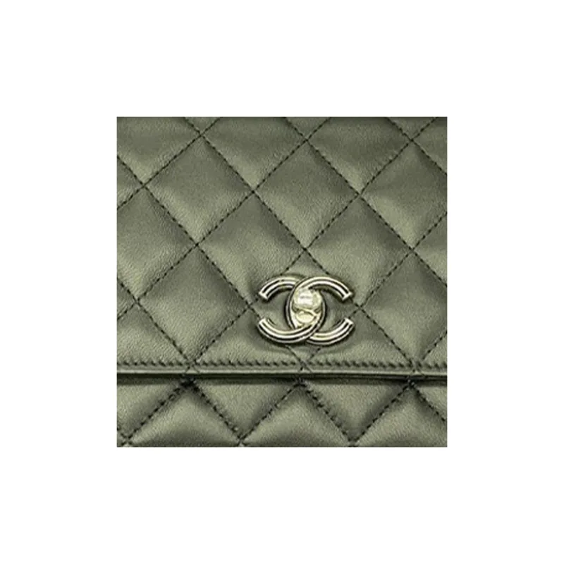 CHANEL WOC Lambskin Flap Bag, Shoulder Bag, Crossbody Bag Women's Green-1