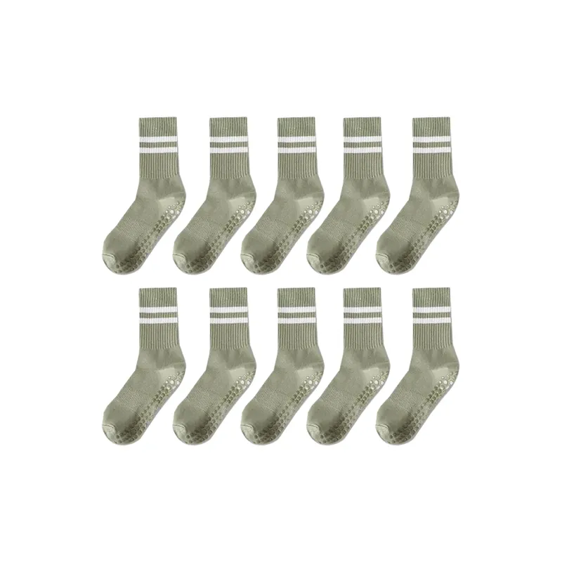 BEAR UNION Mid Calf Socks Women's-4
