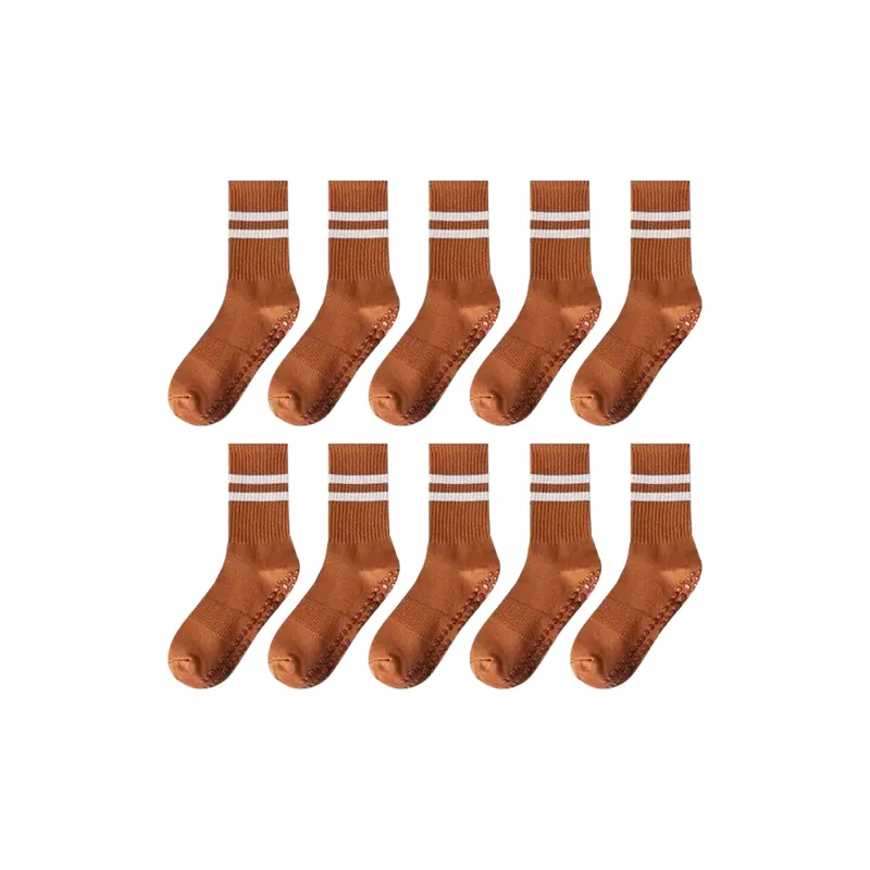 BEAR UNION Mid Calf Socks Women's-19