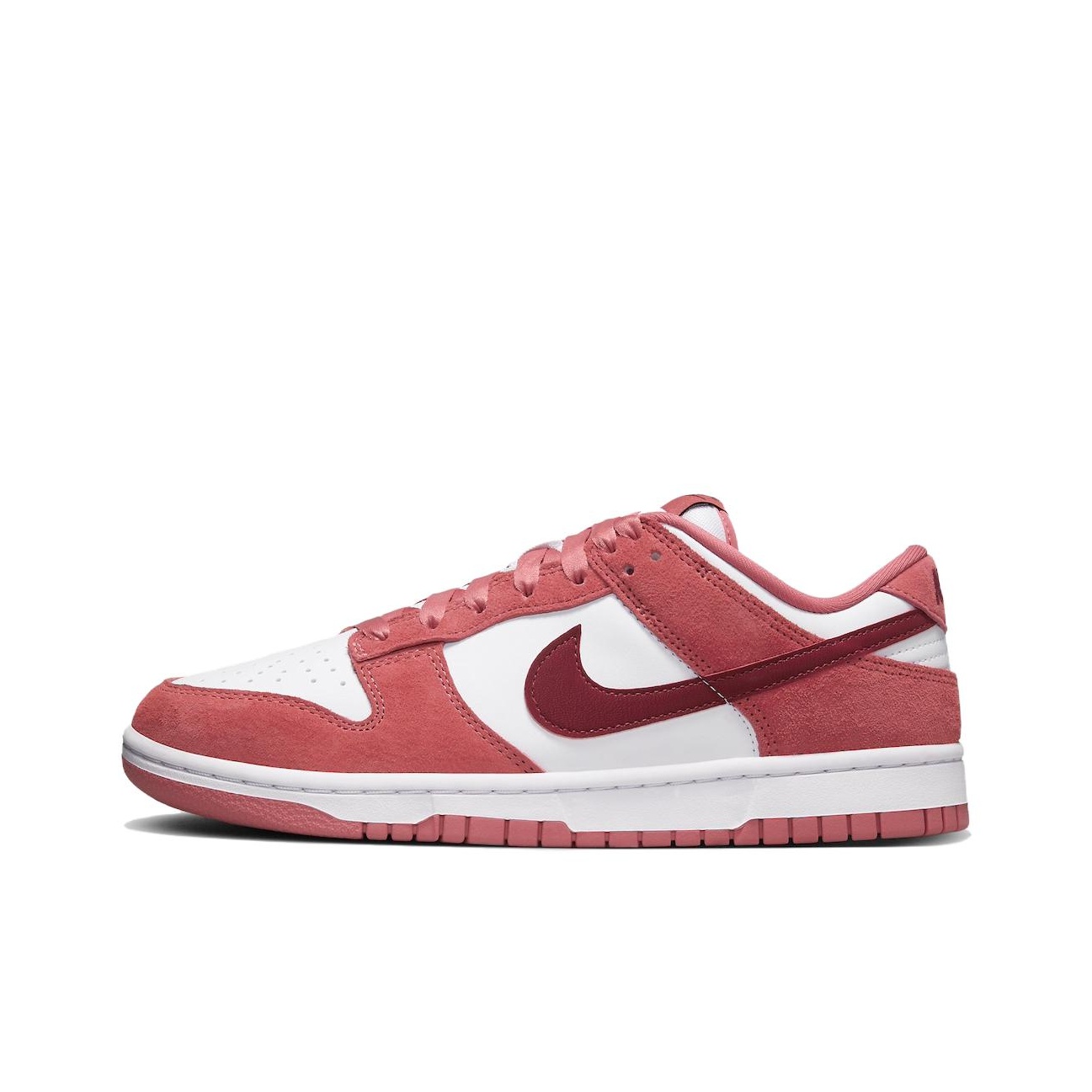 Nike dunks valentine's day 2010 hotsell