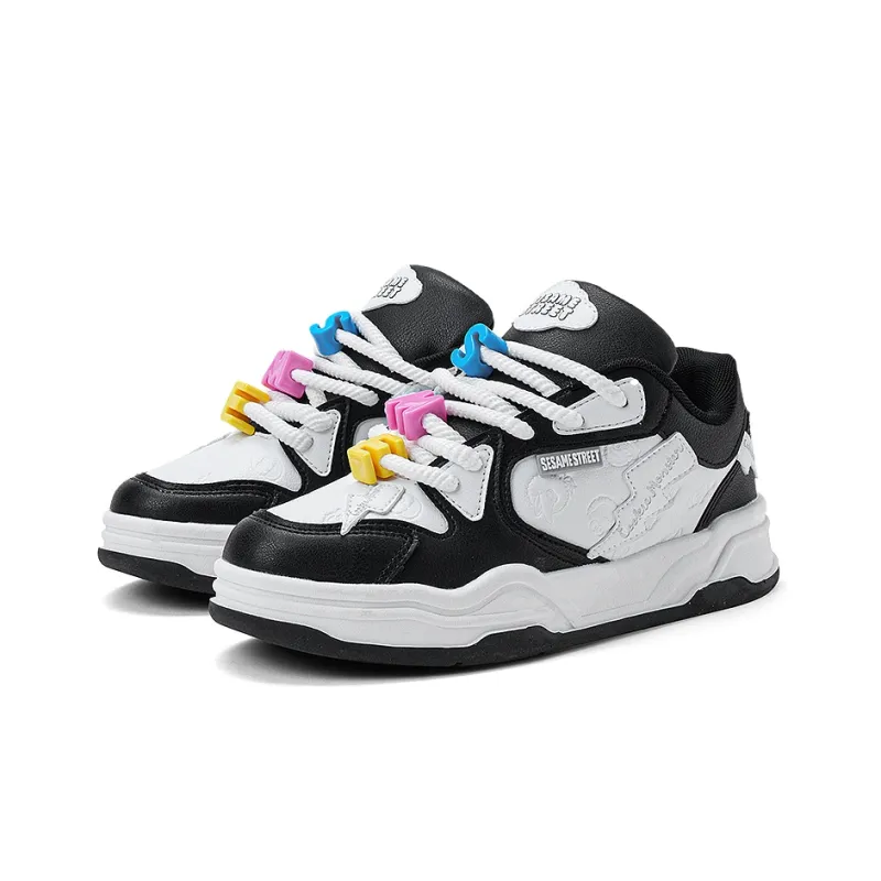 SESAME STREET Anti-Slip Wear-Resistant Low-Top Skateboard Shoes Unisex-1