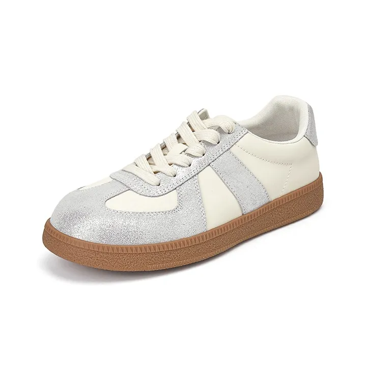 KADINA Lightweight Low-Top Skateboard Shoes Women's-1