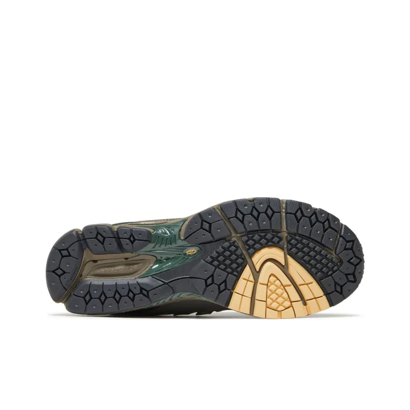New Balance 1906R Size? Exclusive Diamond District Pack Green-5