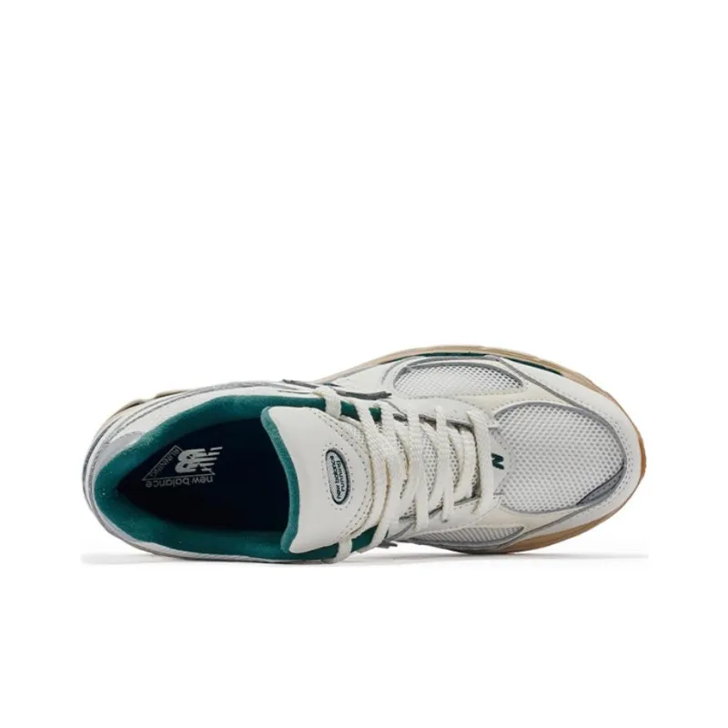 New Balance 2002R White Green-3