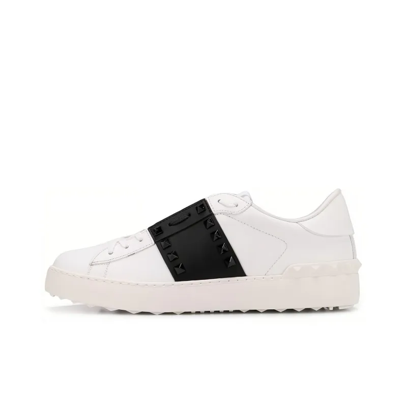 Valentino Low Top Casual Shoes Women's Black White-0