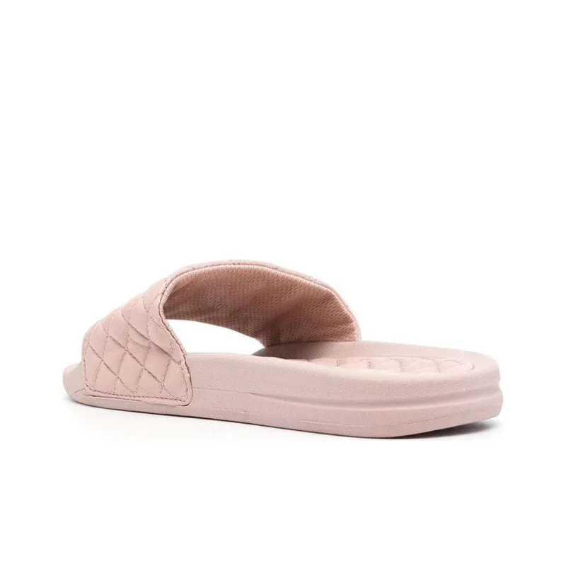 APL ATHLETIC PROPULSION LABS Lusso Quilted Slides Women's-4