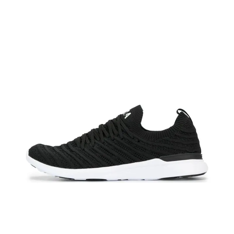 APL ATHLETIC PROPULSION LABS Low-Top Casual Shoes Men's Black-0