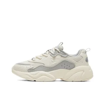 PEAK Shock Absorbers With Slip Resistant Features Casual Shoes Women's Gray White