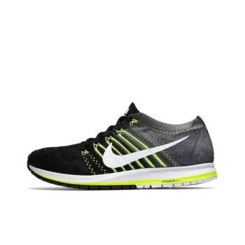 Nike Flyknit Streak Black Volt