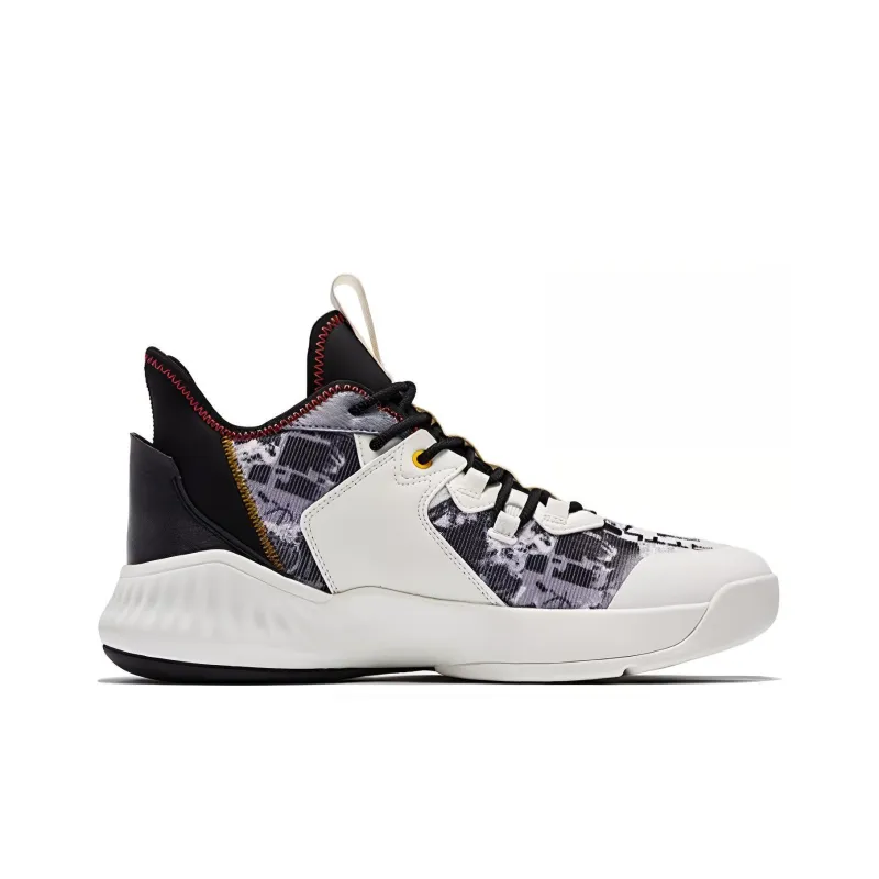 QIAODAN Abrasion Resistant, Breathable, Lightweight Low Top Basketball Shoes Men's Black White-1