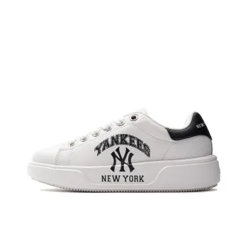 MLB Chunky Classic Varsity New YorkYankees Cushioning Wear Resistant Low Top Skateboard Shoes Unisex White Black